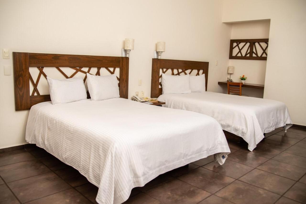 Hotel Tres Soles ซิวดัดมาเดโร ภายนอก รูปภาพ