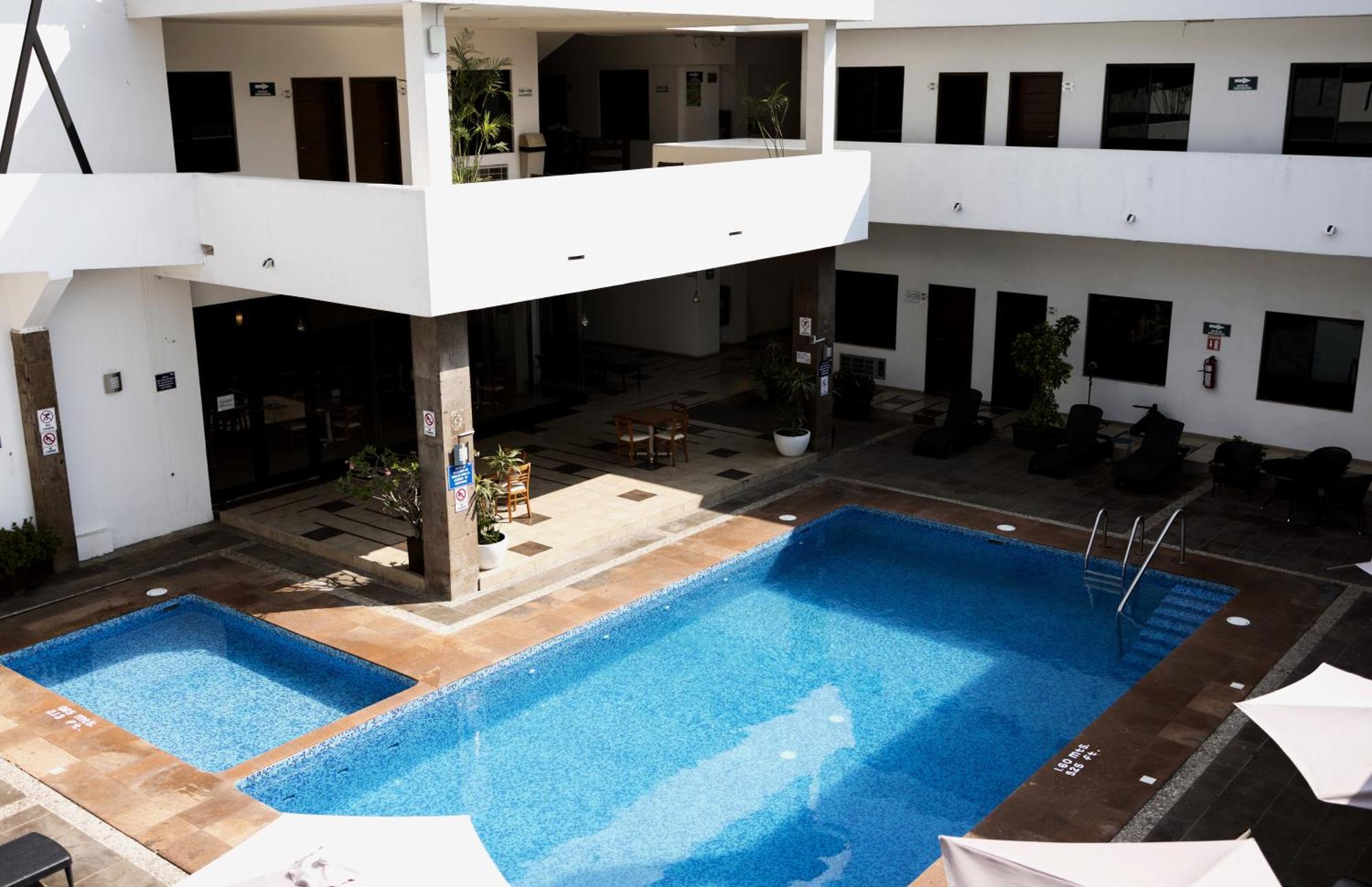 Hotel Tres Soles ซิวดัดมาเดโร ภายนอก รูปภาพ